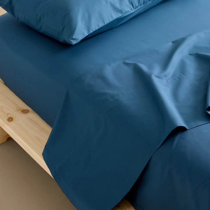 <p><a href="https://bonny.com.au/collections/shop-by-colour/products/bed-sheets-in-holiday-blue" title="Holiday Blue 100% Cotton Sheets">Holiday Blue 100% Cotton Sheets</a></p>