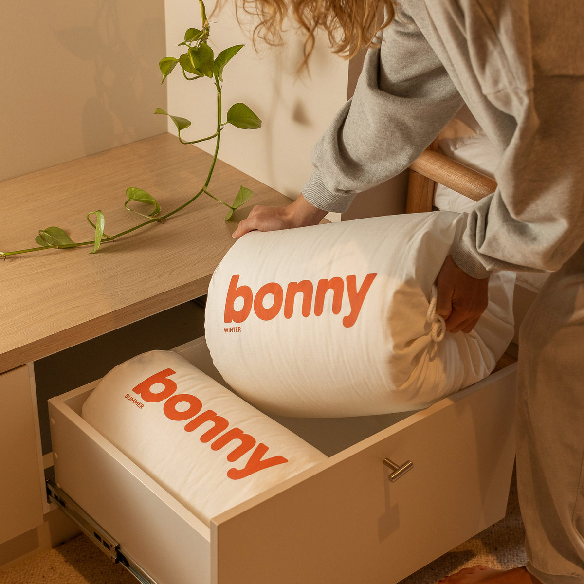 <p>Once in the bag, it can easily be stored in drawers and cupboards.</p>